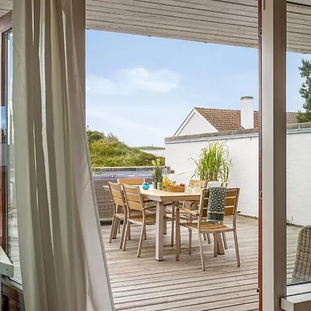 Eljene - 700m From The Sea By Interhome